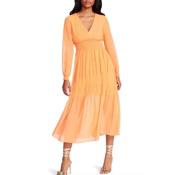 🧡Gorgeous Steve Madden Nylah smocked chiffon midi dress Small - Picture 1 of 14
